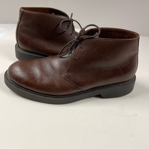 Eddie Bauer Brown Leather Chukka Boots Men’s Size 8.5M